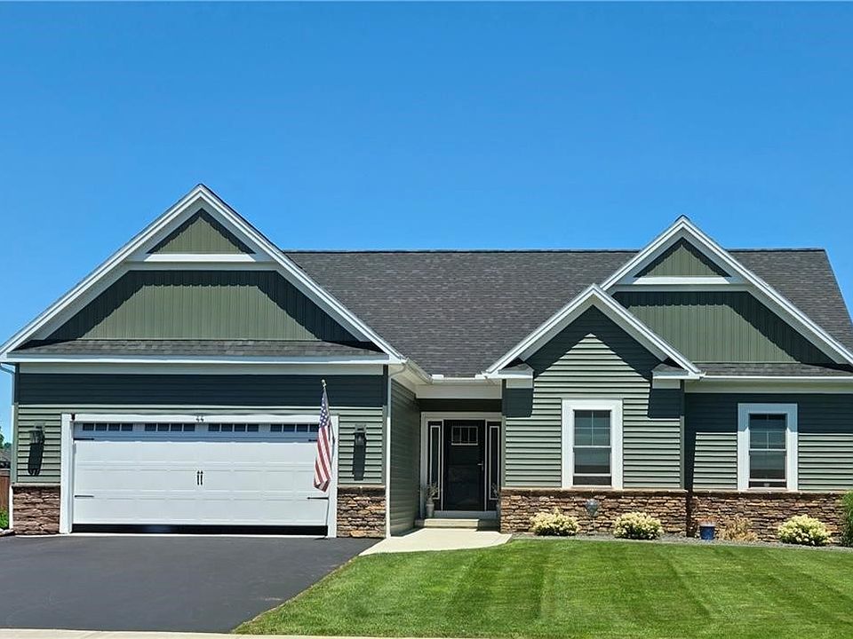 1st image of 33 Rath Ln