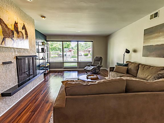 4th image of 9209 S Mozart Ave
