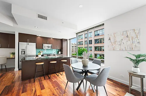 910 Lenora St #S403 Photo 1