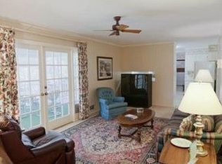 21 Magnolia Dr, Newnan, GA 30263