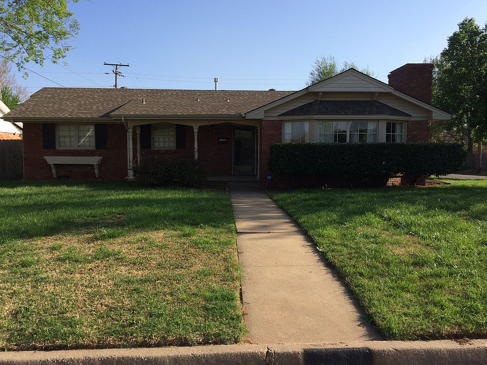 1st image of 2636 Huntleigh Dr