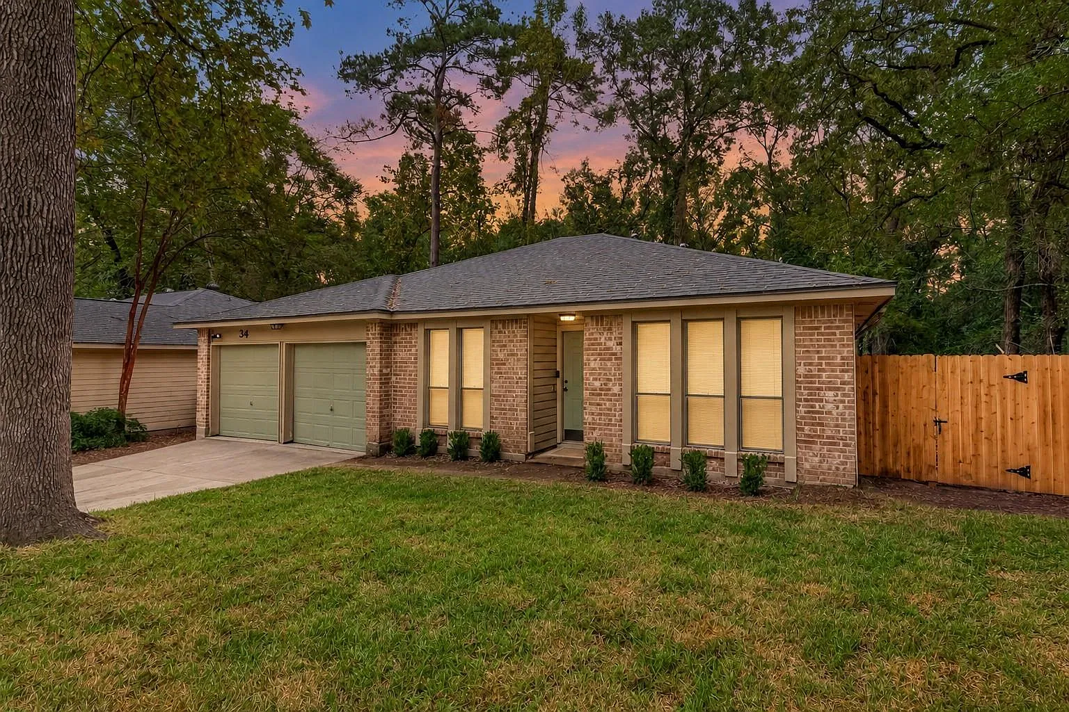 3 bed, 2.0 bath, 1415 sqft, $1,850 — Photo 1