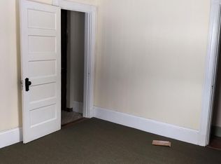 640 Main Rd N #2B, Hampden, ME 04444