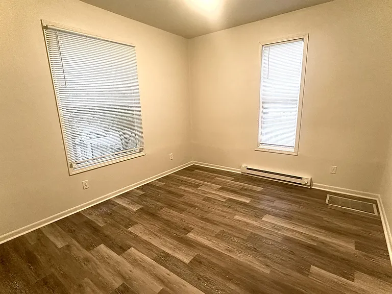 1404 8th St #1 — Photo 3