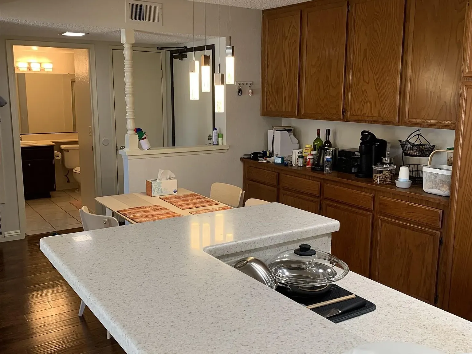2 bed, 2.0 bath, 1134 sqft, $2,970 — Photo 4