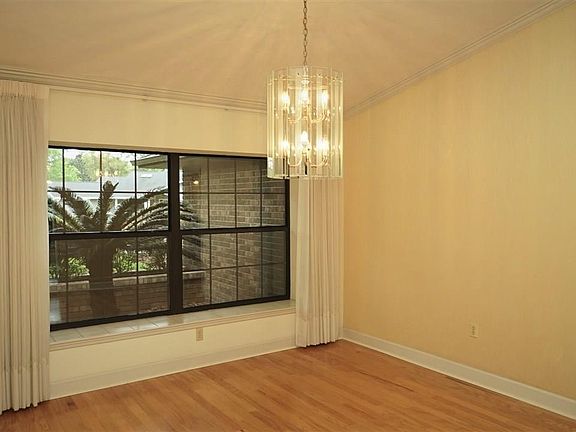 4th image of 2632 NW 28th Pl