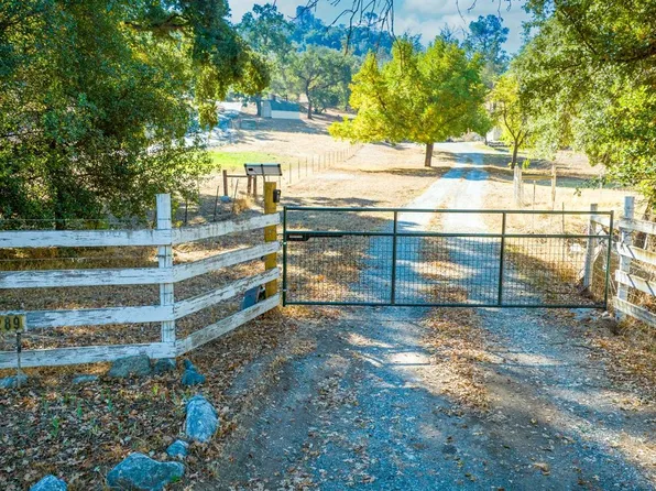 5289 Lombardi Dr, Mokelumne Hill, CA 95245