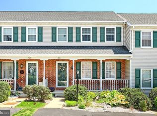 430 Peppermill Ln, York, PA 17404