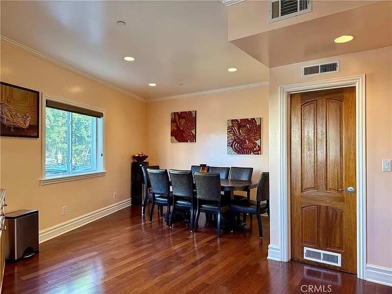 11989 Laurelwood Dr #1 — Photo 4