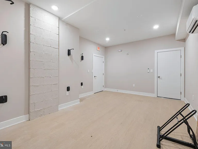 406 Kennedy St NW #404 — Photo 17