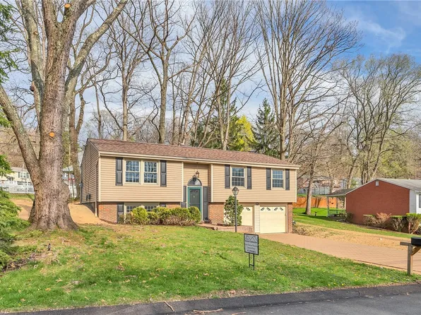 601 Harborview Dr, Pittsburgh, PA 15239