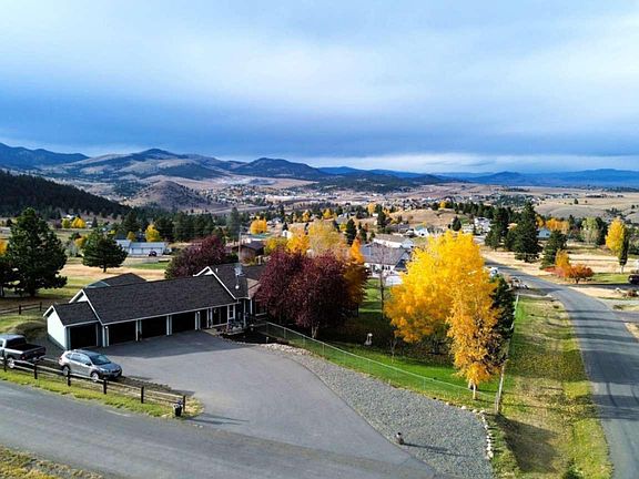 2nd image of 5 Crazy Mountain Rd
