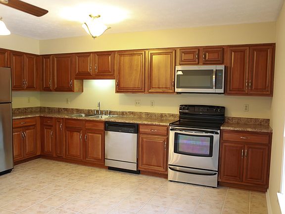 5th image of 500 Winchester Ave #2