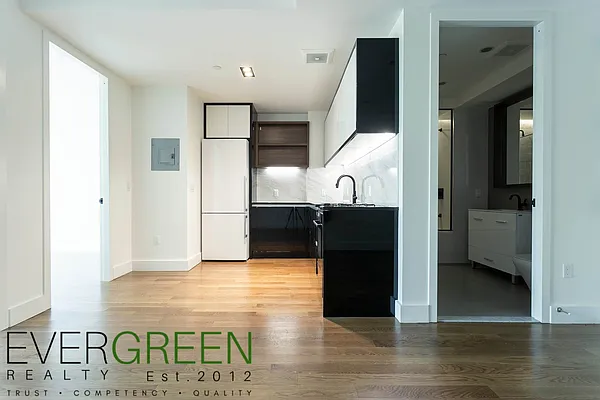 Rented by Emes Homes Realty LLC | media 32