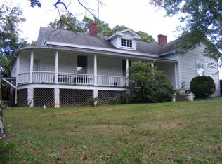 301 Staples Ave, Stuart, VA 24171