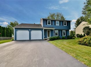 6084 Laramie Ln, Cicero, NY 13039