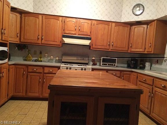 4th image of 3616 W 32nd St