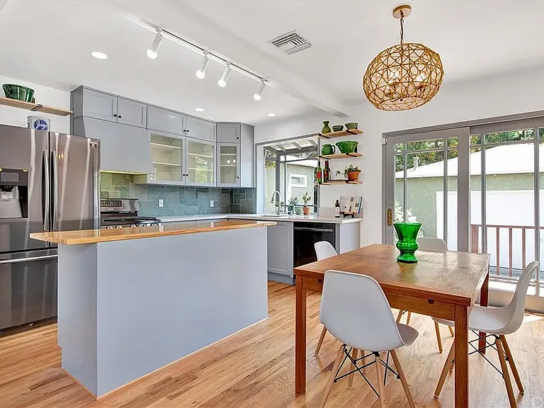 4941 Coolidge Ave — Photo 9