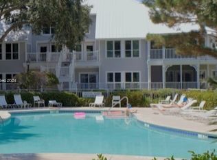 14 Wimbledon Ct, Hilton Head Island, SC 29928