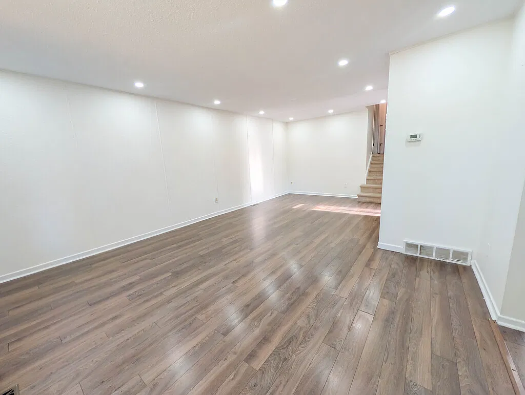 6568 Harmony Ave — Photo 2