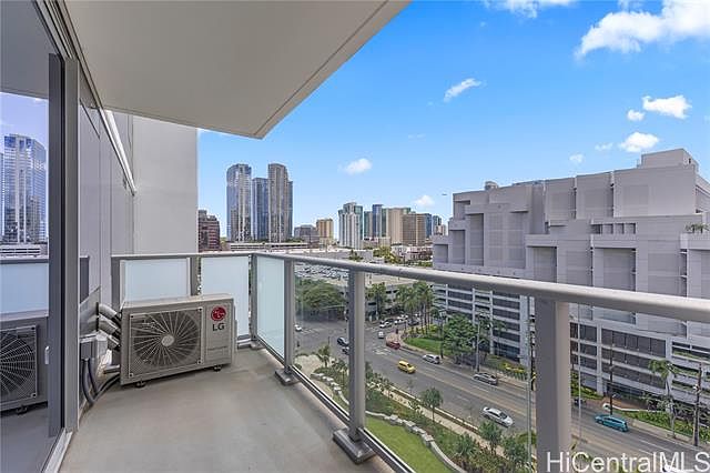 1st image of 1515 Liona St #910