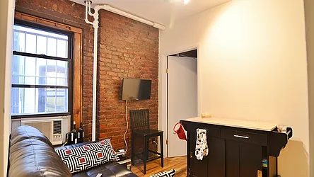 Rented by Park Property Advisors