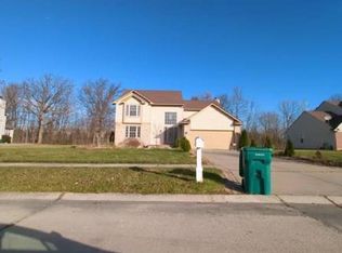 38084 Clydesdale Dr, Romulus, MI 48174