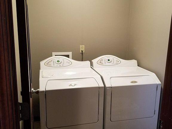 4th image of 6535 Black Water Ct