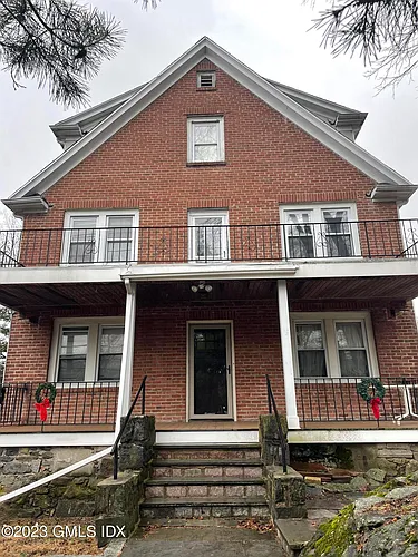 60 Weaver St #2 Photo 1