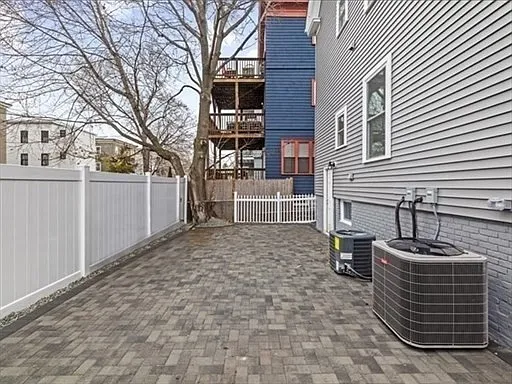 17 Cameron Ave #17 — Photo 7