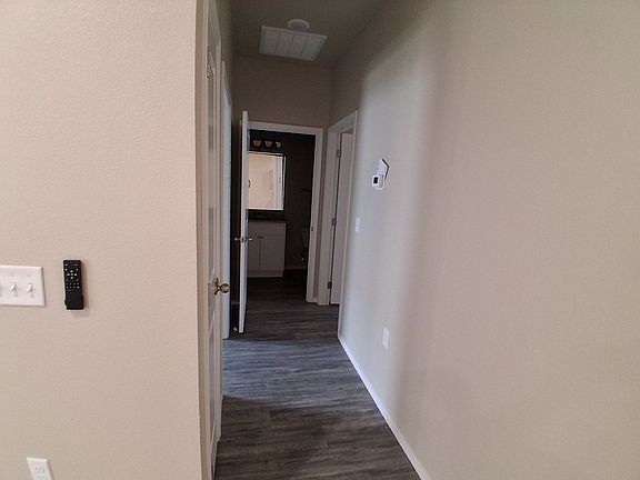 5th image of 322 N Avenue B #C