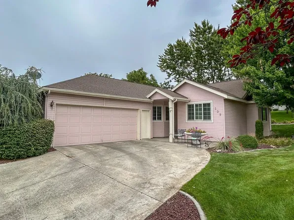 139 Camargo Ln, Pasco, WA 99301