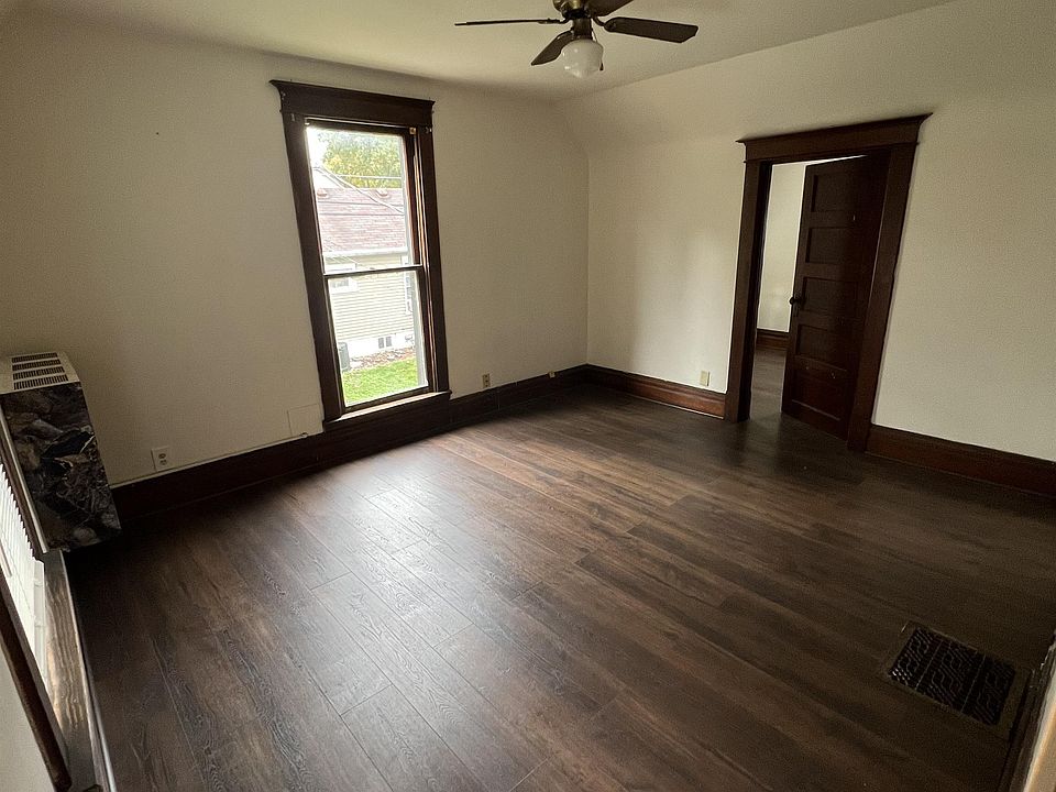 2nd image of 354 S Garfield Ave #2