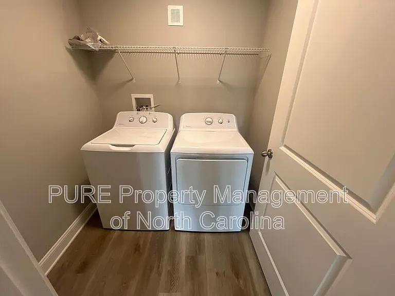 3355 E Ridge Rd — Photo 19