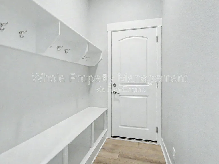 21087 E 62nd Dr — Photo 32