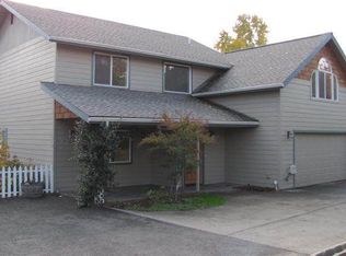 1108 SW Rogue River Ave, Grants Pass, OR 97526