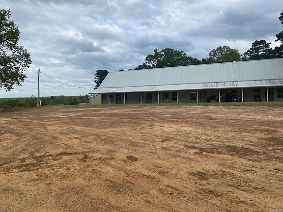 5th image of 3089 Little Rock Rd