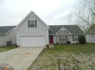 1534 Saint Andrews Dr, Murfreesboro, TN 37128