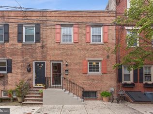 122 Manton St, Philadelphia, PA 19147