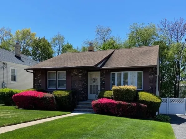 308 S Boulevard, Saddle Brook Twp., NJ 07663