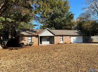 213 Thach Ln, Meridianville, AL 35759