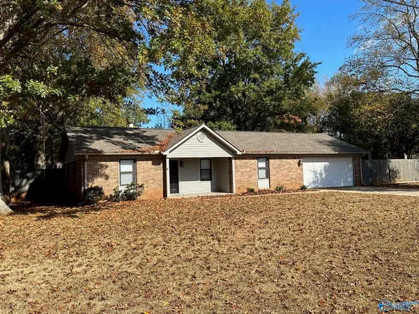 213 Thach Ln, Meridianville, AL 35759