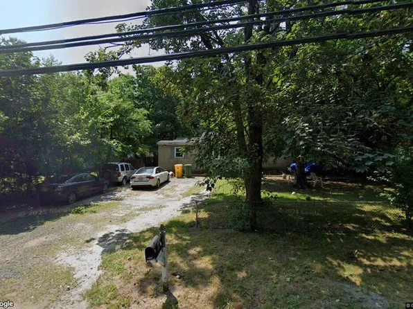 136 Erica Rd, Lakewood, NJ 08701