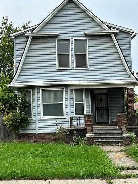 1st image of 1720 E Grand Blvd