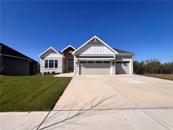 16264 Baxter St, Gardner, KS 66030