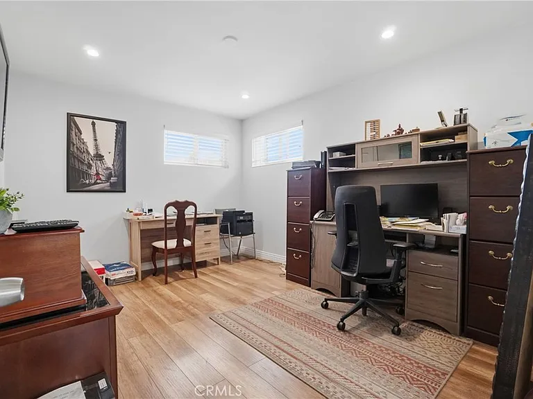 6139 Jamieson Ave — Photo 19