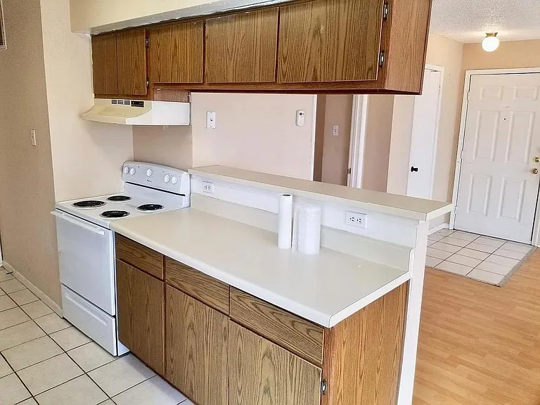 2750 Holly Hall St #512 — Photo 5