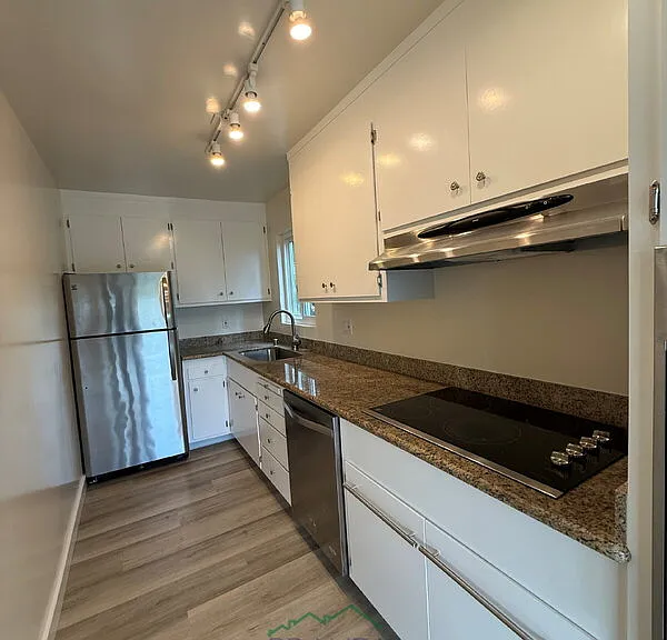 120 Buchanan Dr — Photo 9