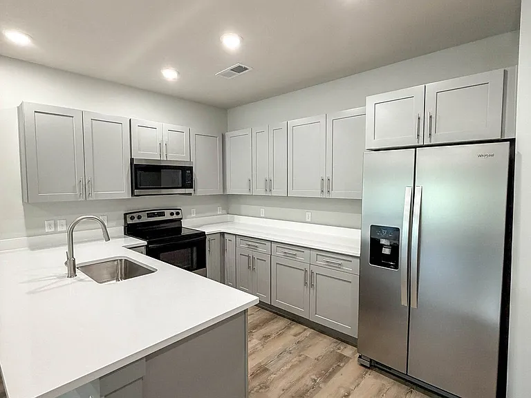 Stevens Creek Villas South — Photo 34
