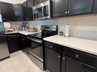9333 W 32nd Ln, Hialeah, FL 33018